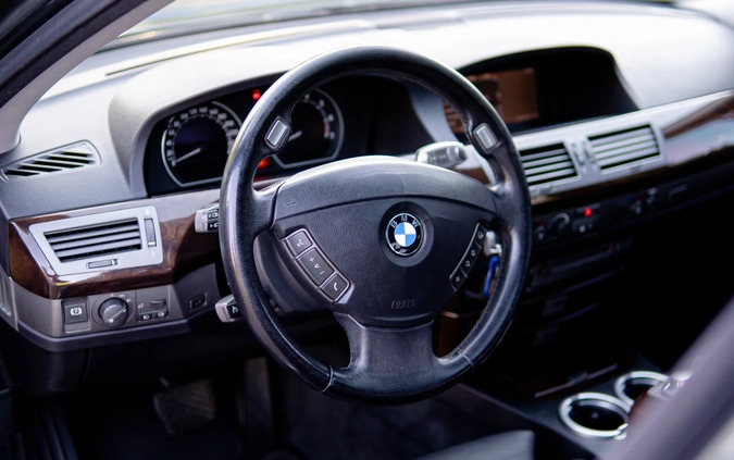 BMW Seria 7 cena 27500 przebieg: 286000, rok produkcji 2004 z Rakoniewice małe 781
